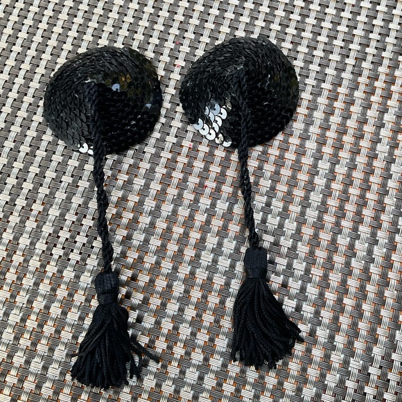 Handmade black sequins pasties nipple covers sequins burlesque party festival - Picture 5 of 10